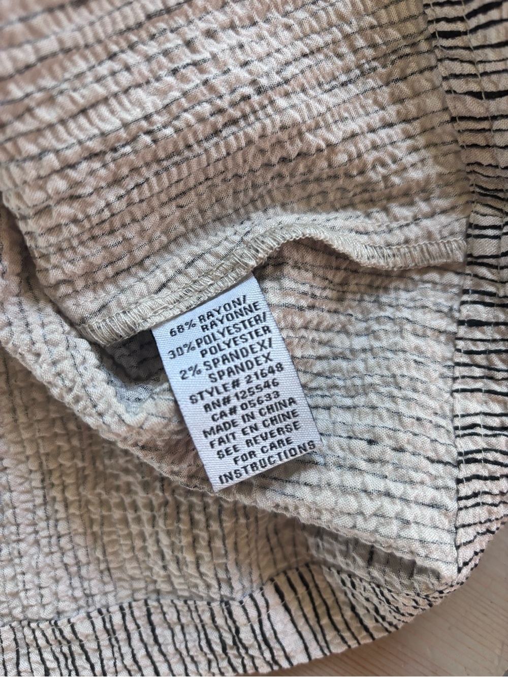 Habitat - Fine Lines Luna Jacket - Size: Large - Willow - Picture 9 of 11